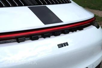 2020 Porsche 911 Carrera 4S (992) – miniatura 13