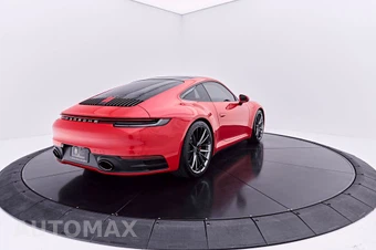 2020 Porsche 911 Carrera 4S Coupe - miniatura 15