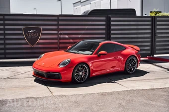 2020 Porsche 911 Carrera 4S Coupe - miniatura 5