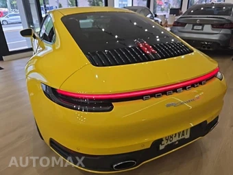 2020 Porsche 911 Carrera S (992) – miniatura 18
