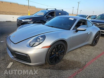 2020 Porsche 911 Carrera