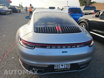 2020 Porsche 911 Carrera – miniatura 5