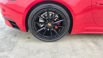 2020 Porsche 911 Carrera - miniatura 31