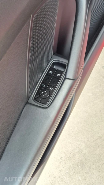 2020 Porsche 911 Carrera - miniatura 43
