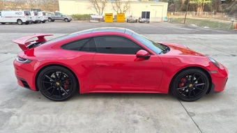 2020 Porsche 911 Carrera - miniatura 6