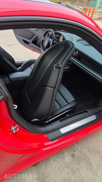 2020 Porsche 911 Carrera - miniatura 67