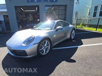 2020 Porsche 911 Carrera