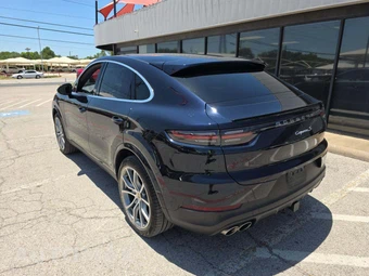 2020 Porsche Cayenne S Coupe – miniatura 2