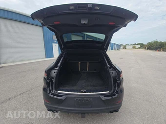 2020 Porsche Cayenne S Coupe – miniatura 11