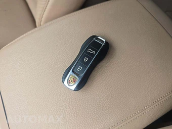 2020 Porsche Cayenne S Coupe – miniatura 5