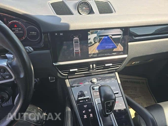 2020 Porsche Cayenne S – miniatura 10