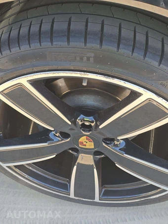 2020 Porsche Cayenne S – miniatura 23