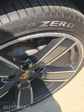 2020 Porsche Cayenne S – miniatura 27