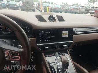 2020 Porsche Cayenne Turbo Coupe - miniatura 11