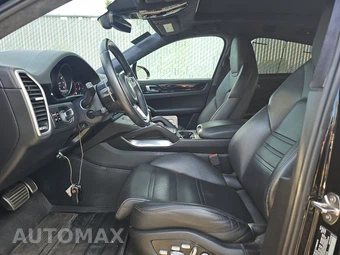 2020 Porsche Cayenne Turbo Coupe – miniatura 7
