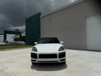 2020 Porsche Cayenne Turbo Coupe - miniatura 2