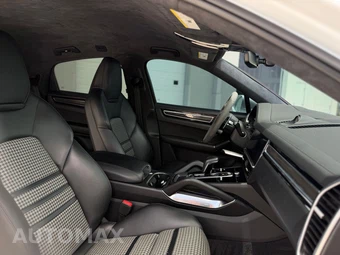 2020 Porsche Cayenne Turbo Coupe - miniatura 8