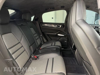 2020 Porsche Cayenne Turbo Coupe - miniatura 9