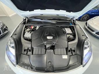 2020 Porsche Cayenne - miniatura 37