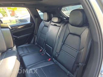 2020 Porsche Cayenne – miniatura 13