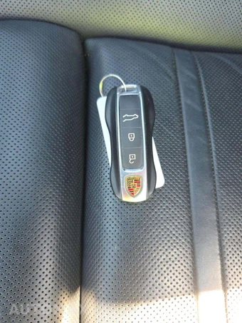 2020 Porsche Cayenne – miniatura 8
