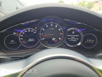 2020 Porsche Cayenne – miniatura 9