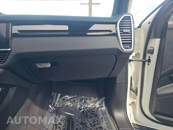 2020 Porsche Cayenne – miniatura 16