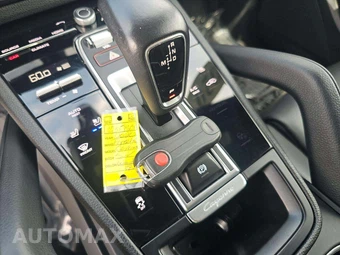 2020 Porsche Cayenne – miniatura 5