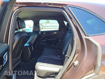 2020 Porsche Cayenne - miniatura 13