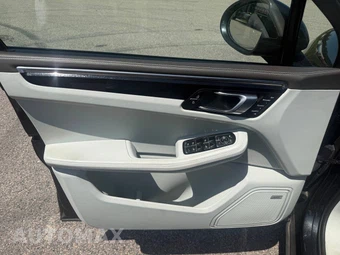 2020 Porsche Macan S - miniatura 8