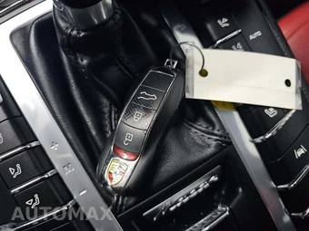 2020 Porsche Macan S – miniatura 8