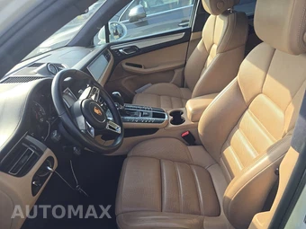 2020 Porsche Macan Turbo – miniatura 7