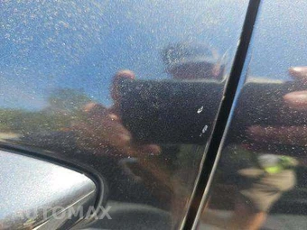 2020 Porsche Macan – miniatura 2