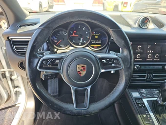 2020 Porsche Macan – miniatura 10