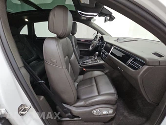 2020 Porsche Macan - miniatura 8