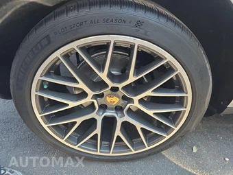 2020 Porsche Macan – miniatura 10