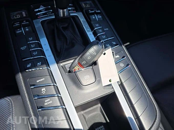 2020 Porsche Macan – miniatura 8