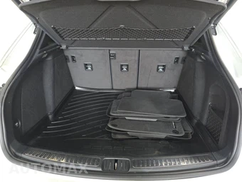 2020 Porsche Macan - miniatura 16