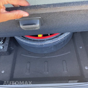 2020 Porsche Macan - miniatura 22