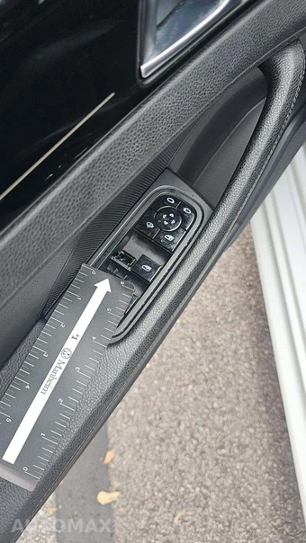 2020 Porsche Panamera 4 E-Hybrid 10 Year Ed – miniatura 22