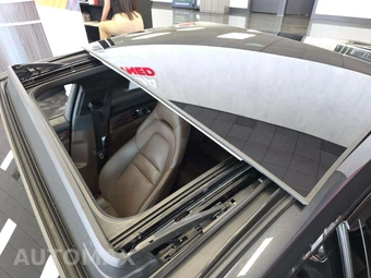 2020 Porsche Panamera 4 E-Hybrid Executive - miniatura 12