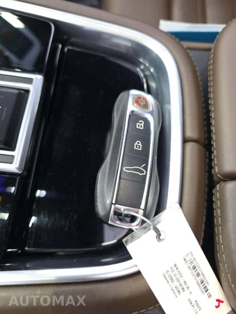 2020 Porsche Panamera 4 E-Hybrid Executive - miniatura 8