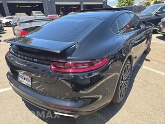 2020 Porsche Panamera 4 – miniatura 3