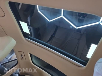 2020 Porsche Panamera 4 – miniatura 17