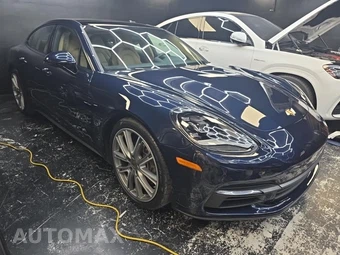2020 Porsche Panamera 4 – miniatura 3