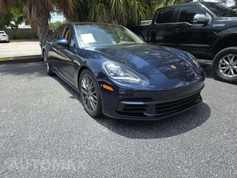 2020 Porsche Panamera 4S – miniatura 4