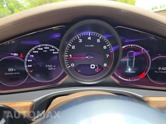 2020 Porsche Panamera 4S – miniatura 9
