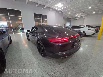 2020 Porsche Panamera 4S – miniatura 2