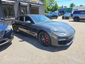 2020 Porsche Panamera GTS – miniatura 4