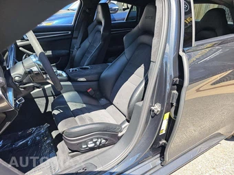 2020 Porsche Panamera GTS – miniatura 6